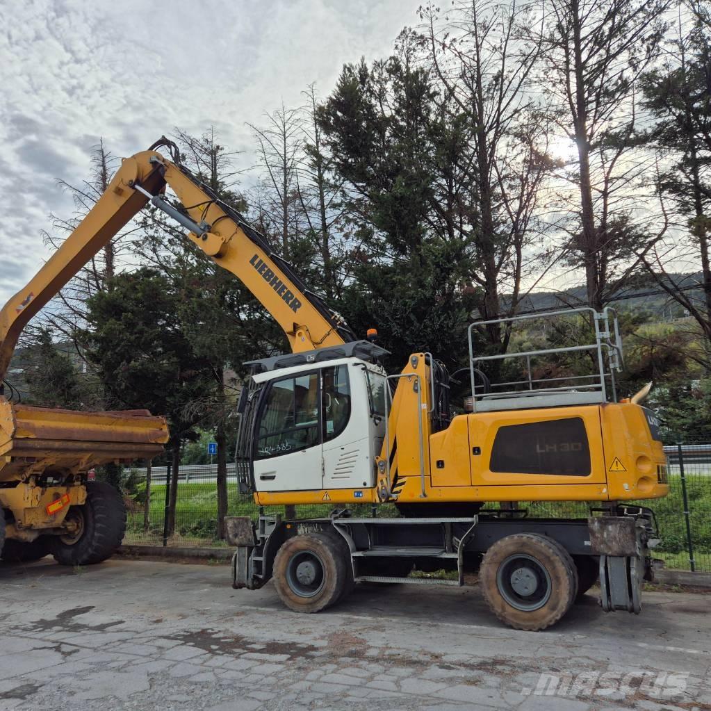 Liebherr LH 30 M Avfalls / industri hantering