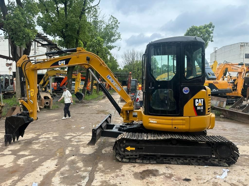 CAT 303 Minigrävare < 7t