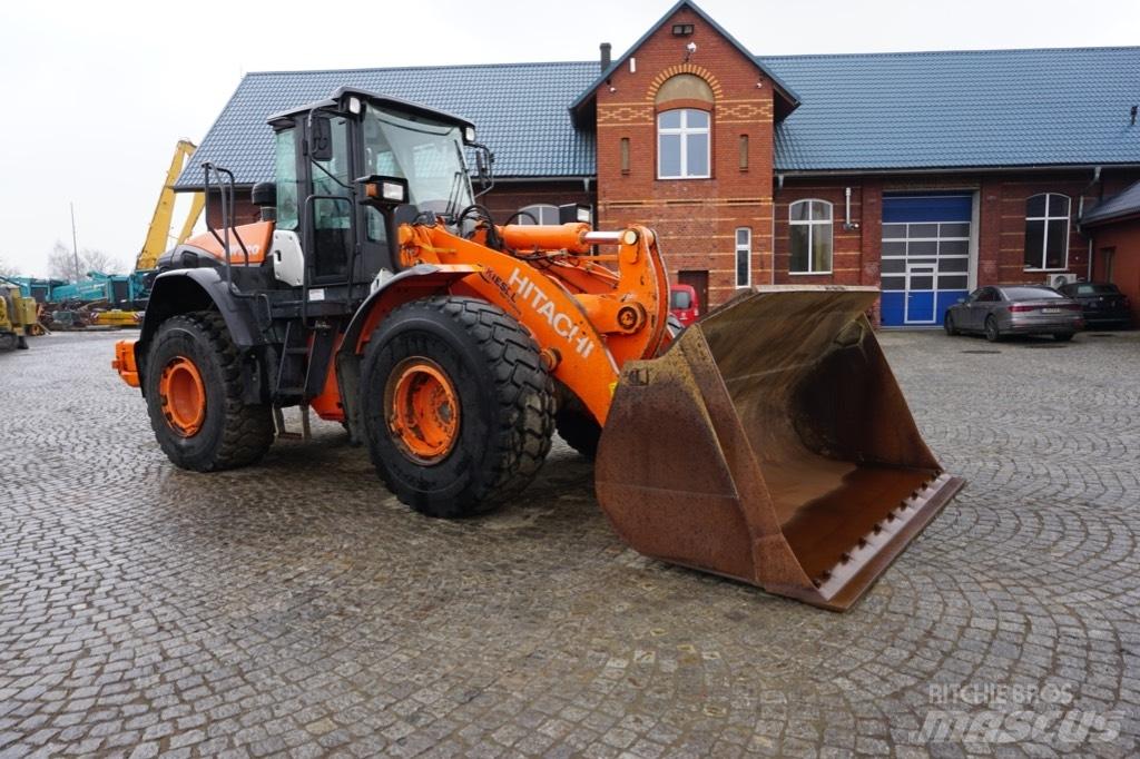Hitachi ZW 220-5 B Hjullastare