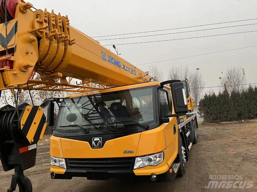 XCMG XCT 25 Allterrängkranar