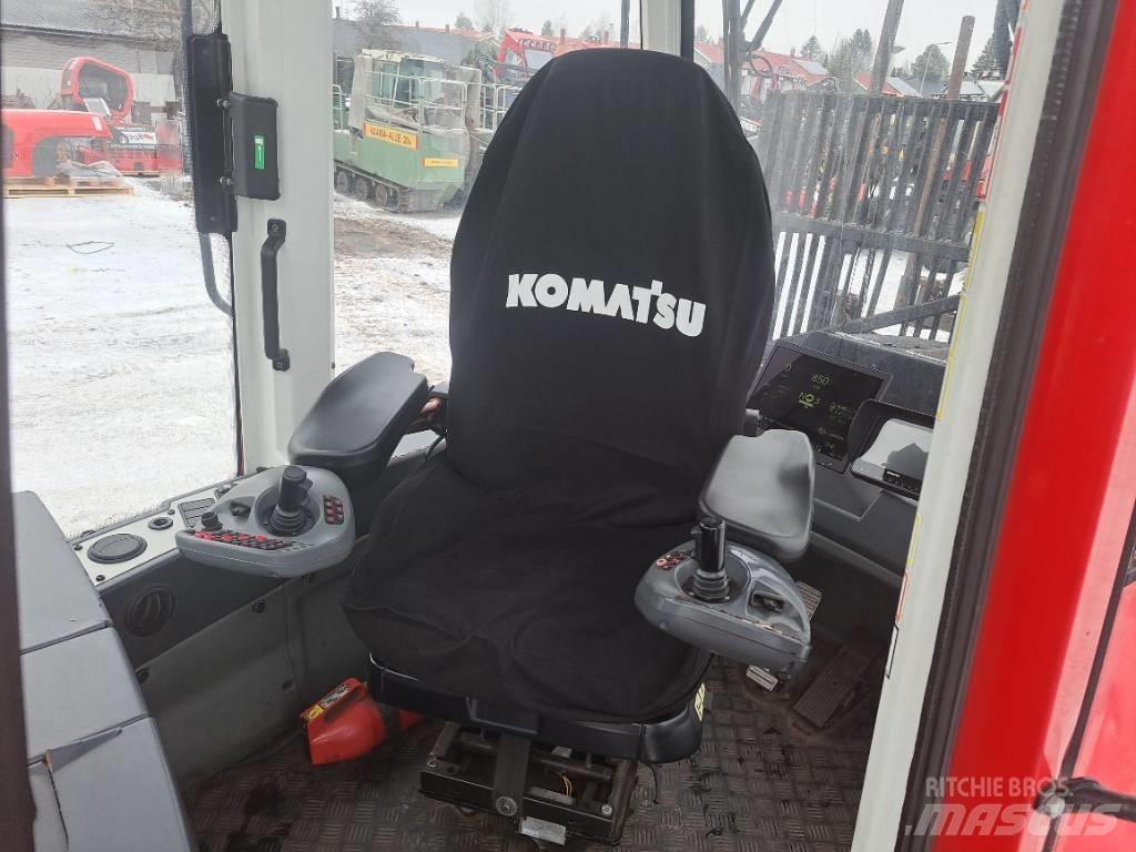 Komatsu 865 Skotare
