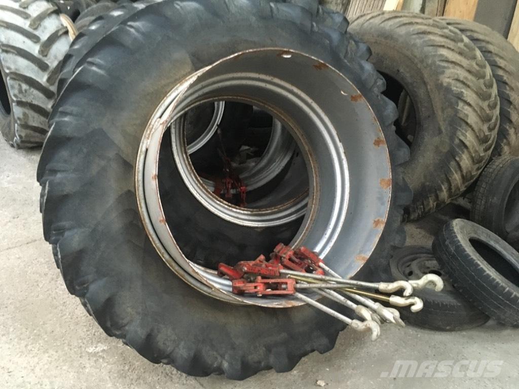  Tvillinghjul Däck, hjul och fälgar