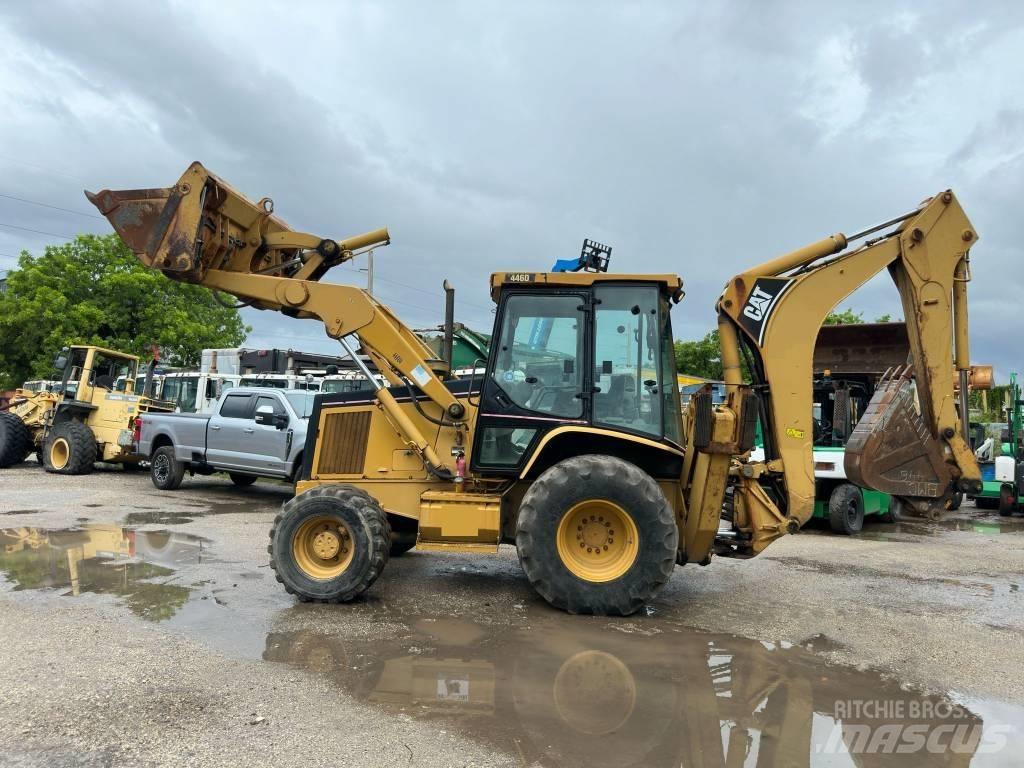 CAT 446 D Grävlastare