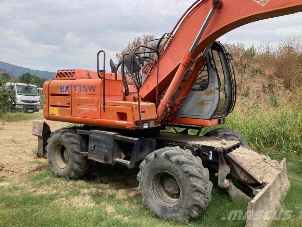 Hitachi EX 135 W Hjulgrävare