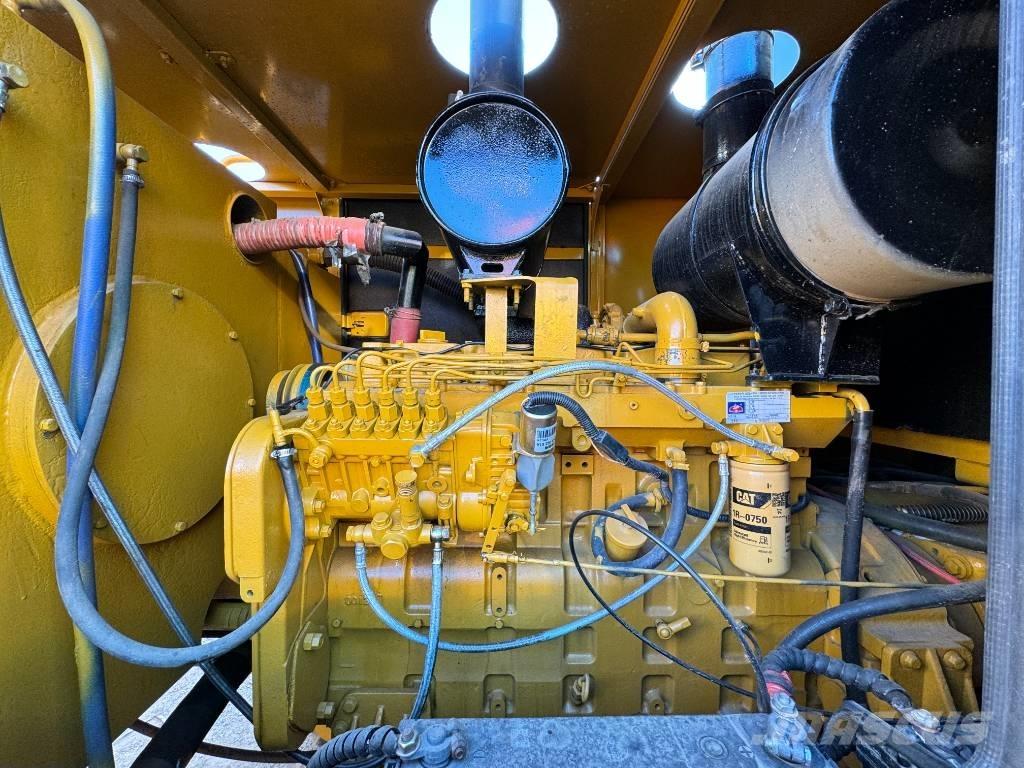 CAT 140 H Väghyvlar