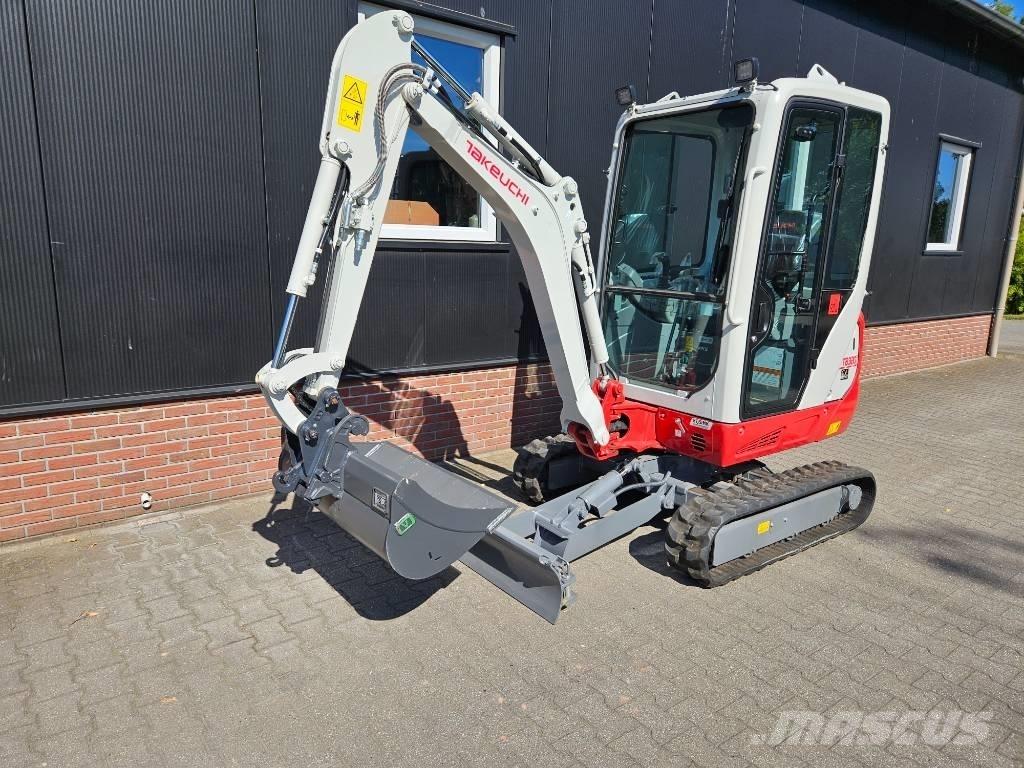 Takeuchi TB320 Demo Minigrävare < 7t