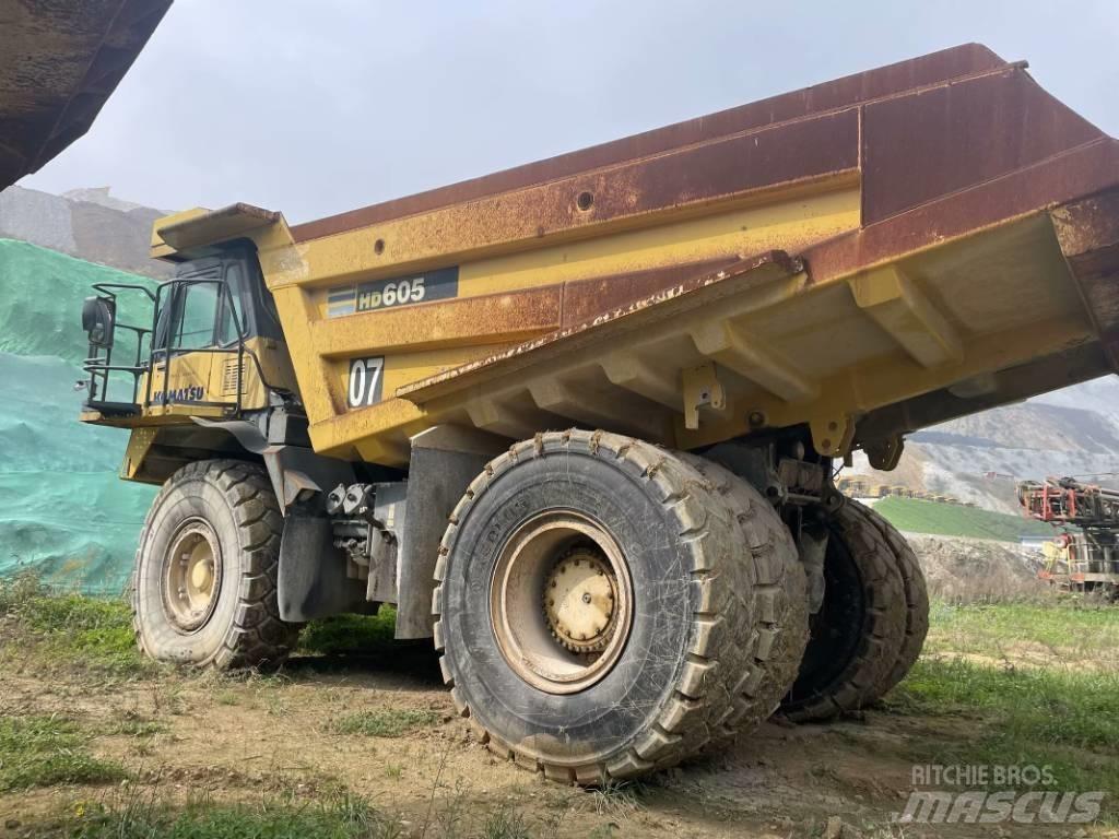 Komatsu HD 605-7 Gruvtruck