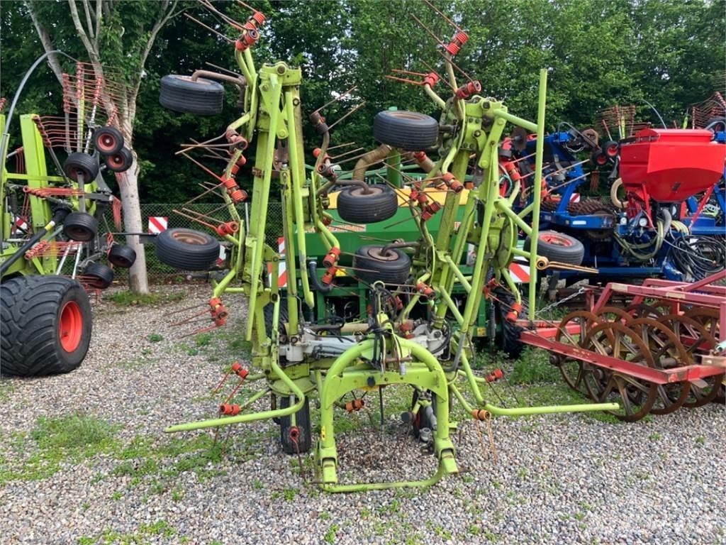 CLAAS VOLTO 870 Vändare och luftare