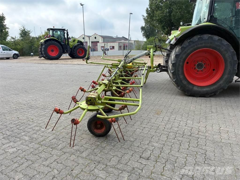CLAAS VOLTO 870 Vändare och luftare