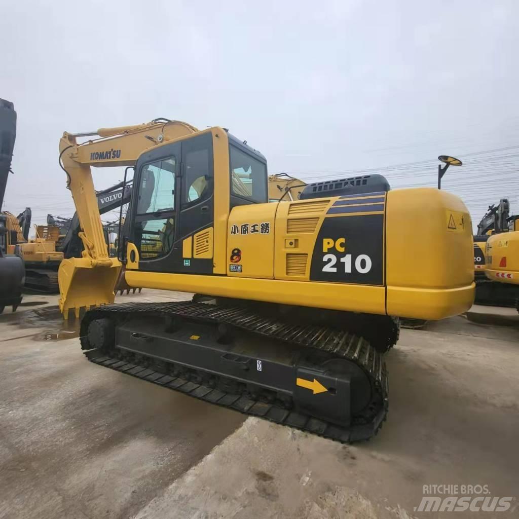 Komatsu PC 210 Bandgrävare