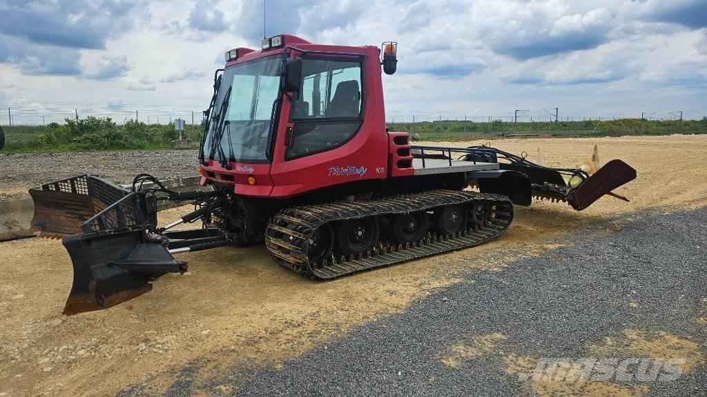  Pistenbully PB 100 Snöplogar