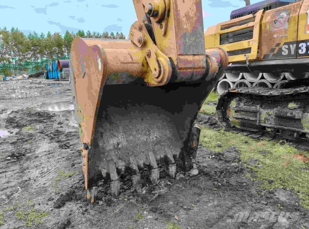 CAT 326 Bandgrävare