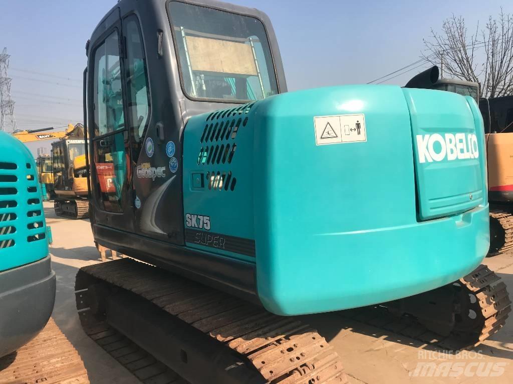 Kobelco SK 75 CSR Bandgrävare