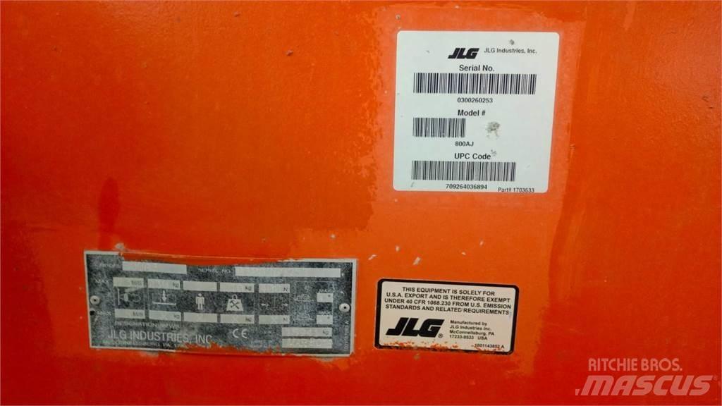 JLG 800AJ Bomliftar
