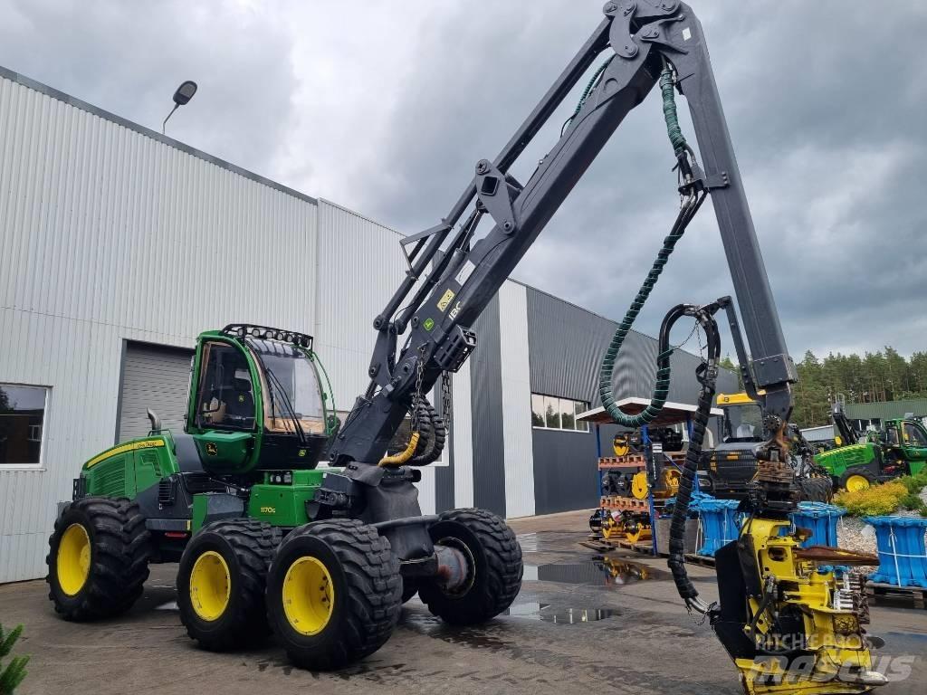 John Deere 1170 G Skördare