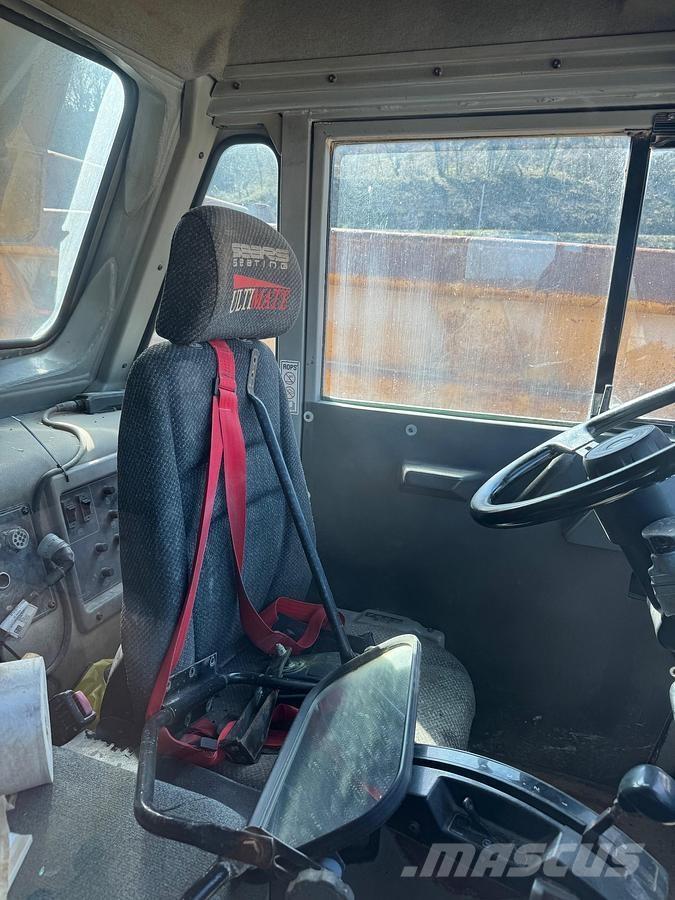 CAT 769D Hytter och interiör