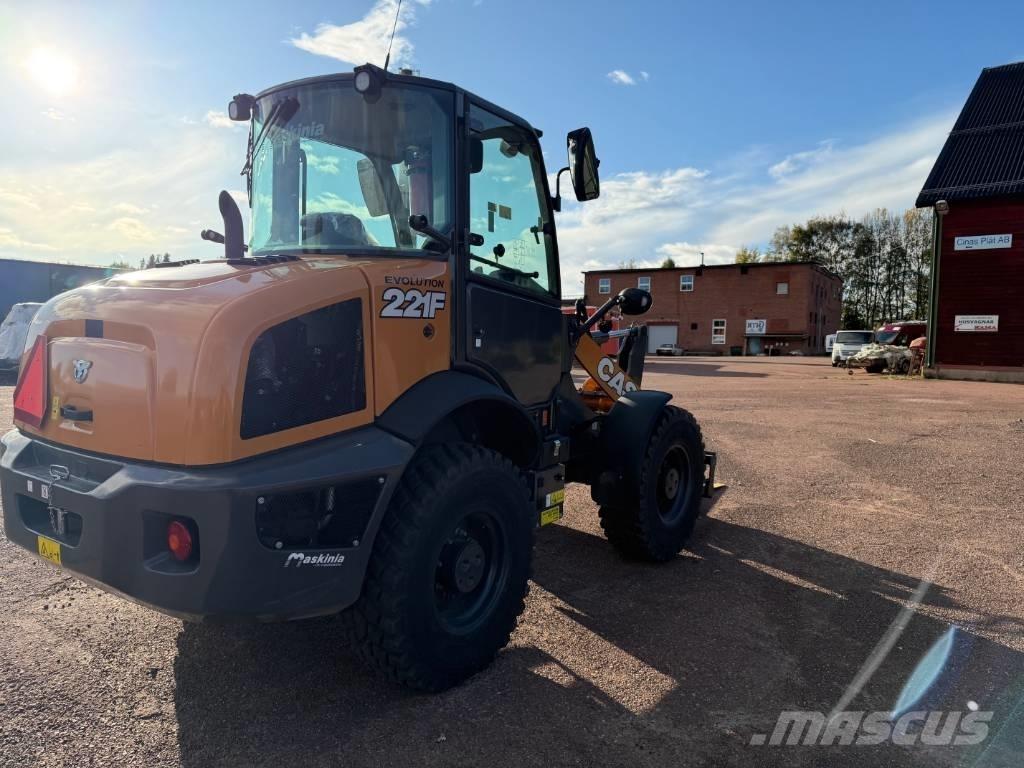 CASE 221 F Evolution Kompaktlastare