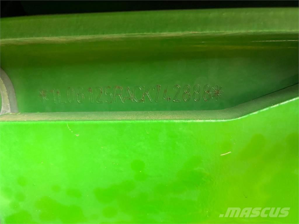 John Deere 6125R Traktorer