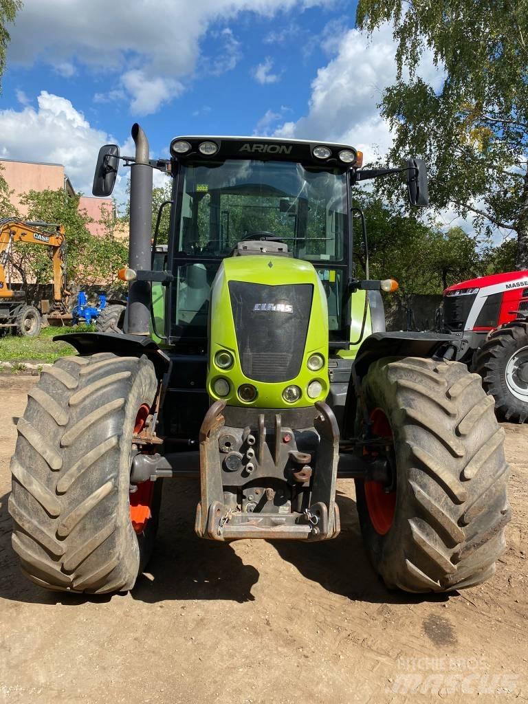 CLAAS Arion 640 Traktorer