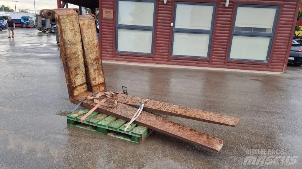 FORKS 35-40 T Pallgafflar