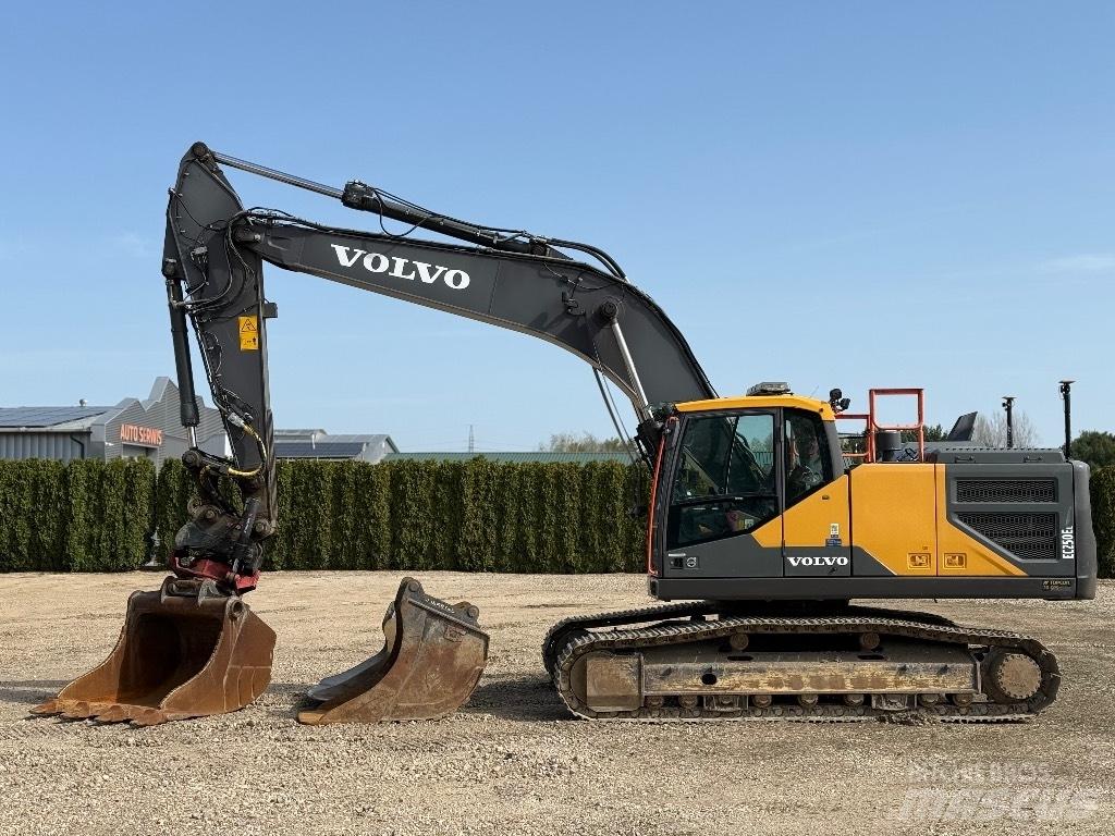 Volvo EC 250 EL Bandgrävare