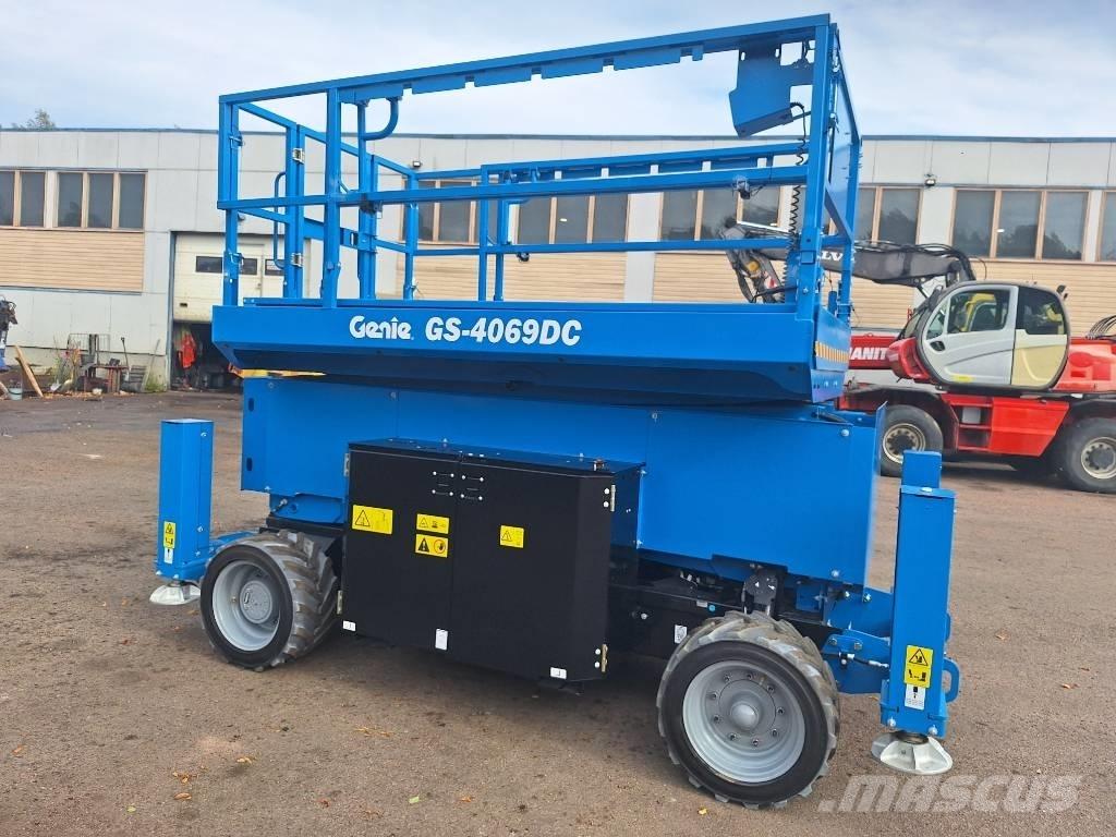 Genie GS-4069 DC Saxliftar