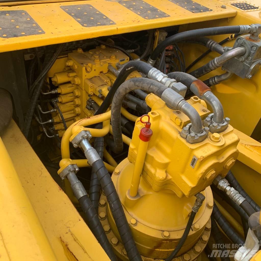 Komatsu PC450-8 Bandgrävare