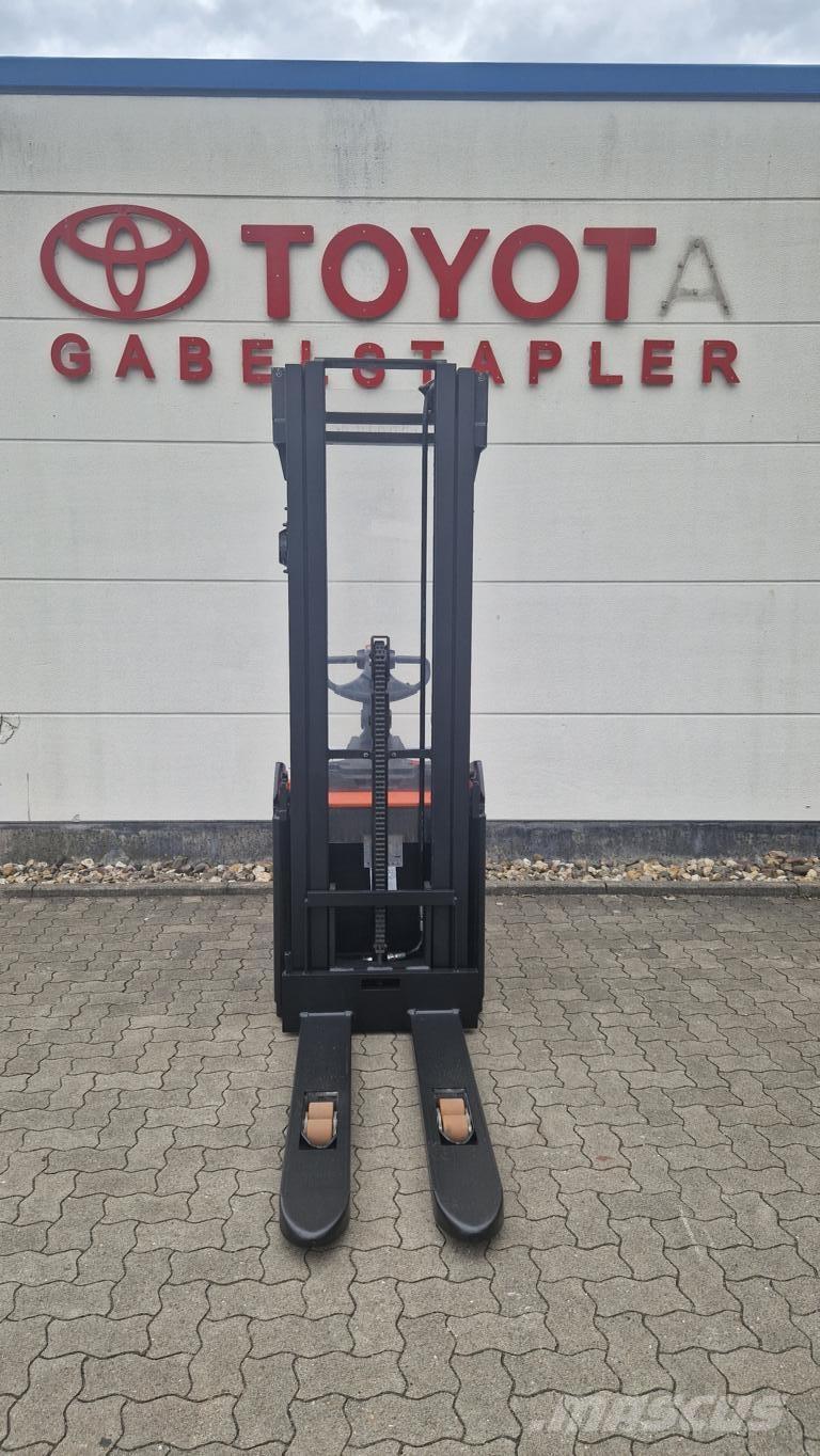 Toyota SPE160 Staplare