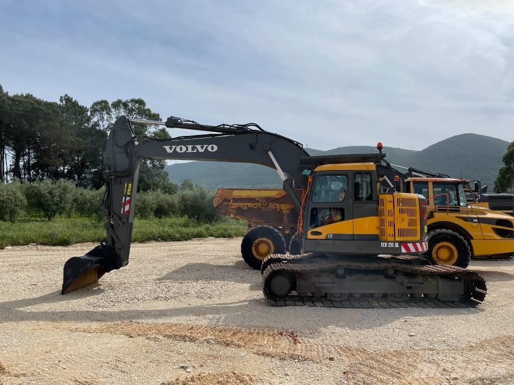 Volvo ECR 235 DL Bandgrävare