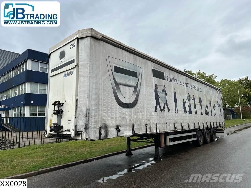 Fruehauf Tautliner Kapelltrailer