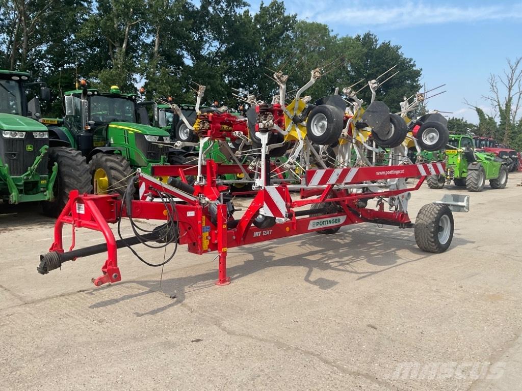 Pöttinger Hit 12.14t Vändare och luftare