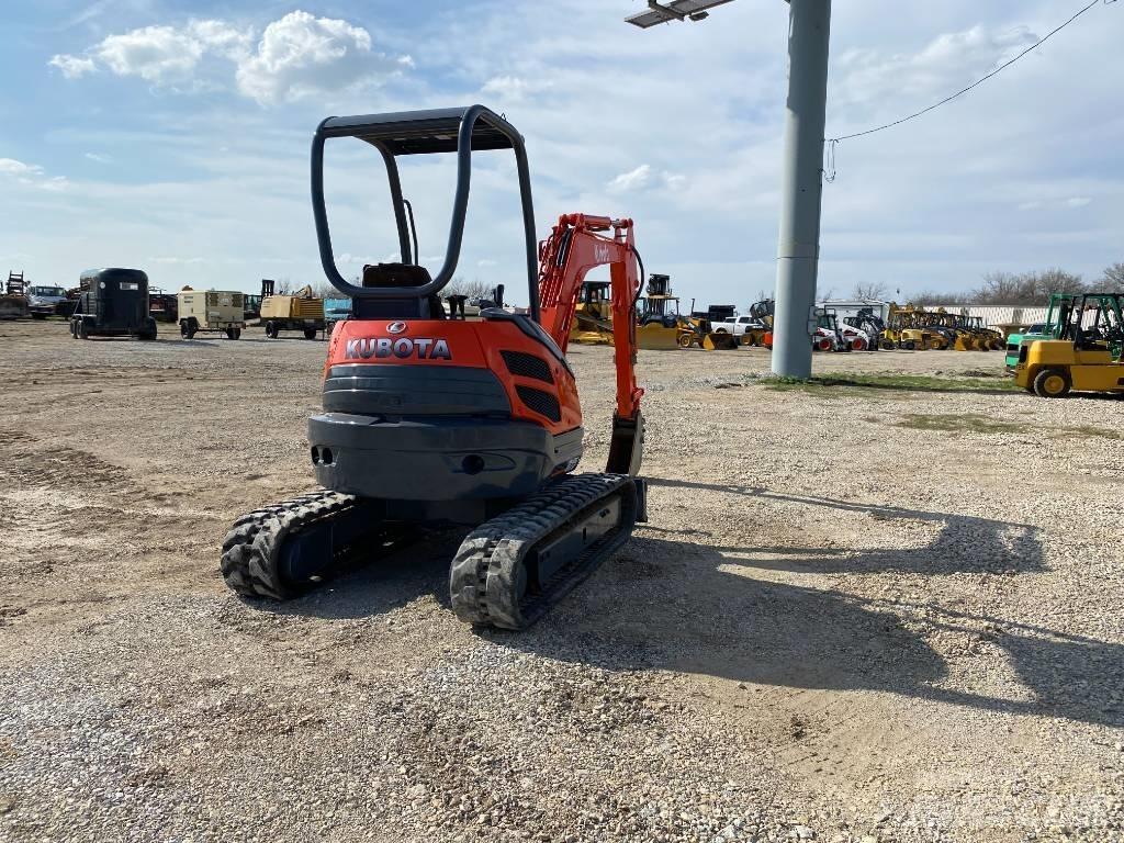 Kubota U 25 Minigrävare < 7t