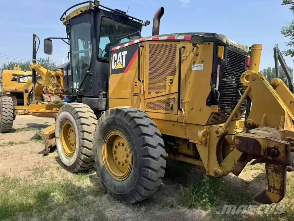 CAT 140 M Väghyvlar
