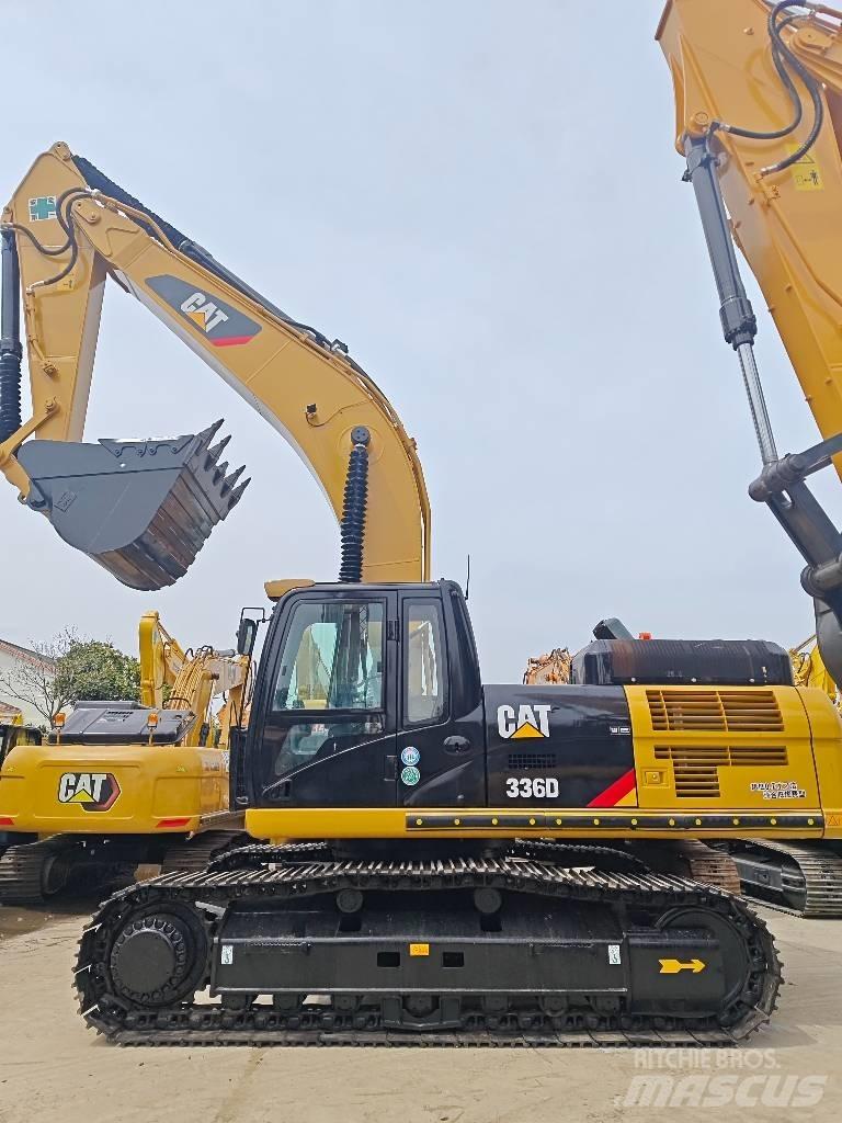 CAT 336 D Bandgrävare
