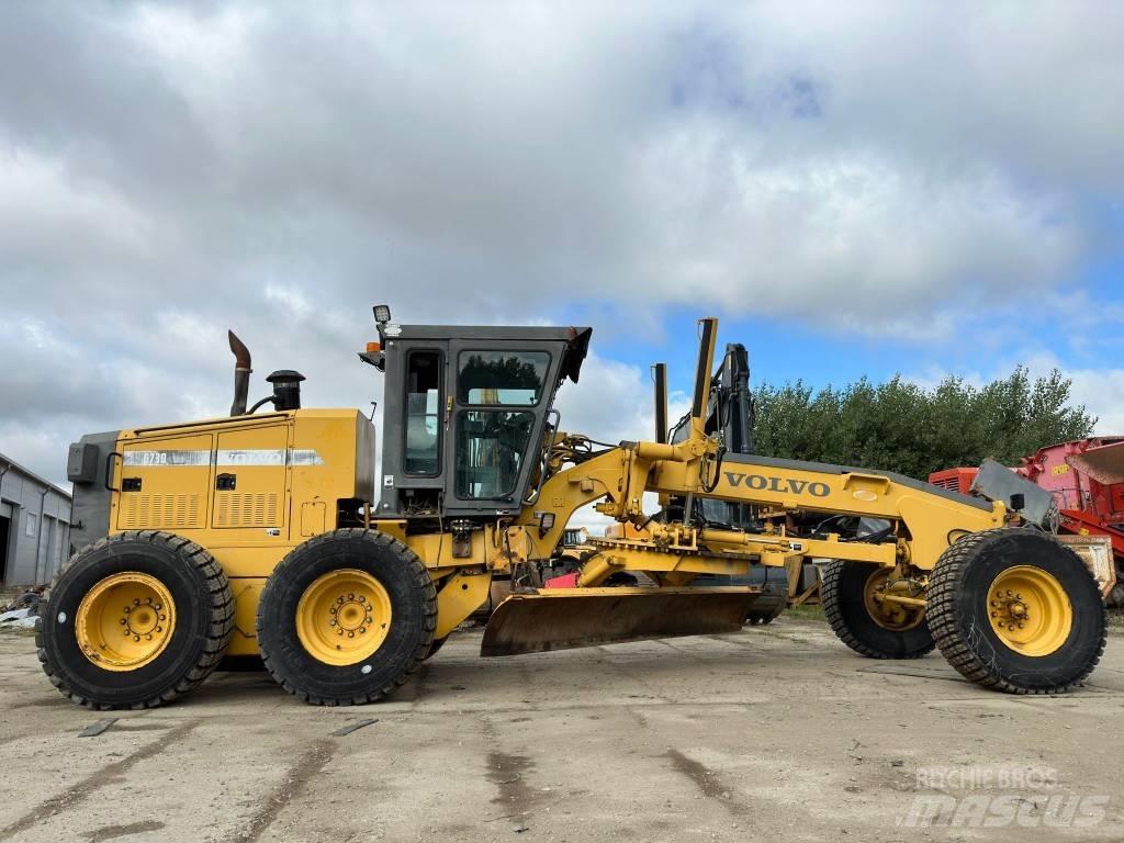 Volvo G 730 VHP Väghyvlar
