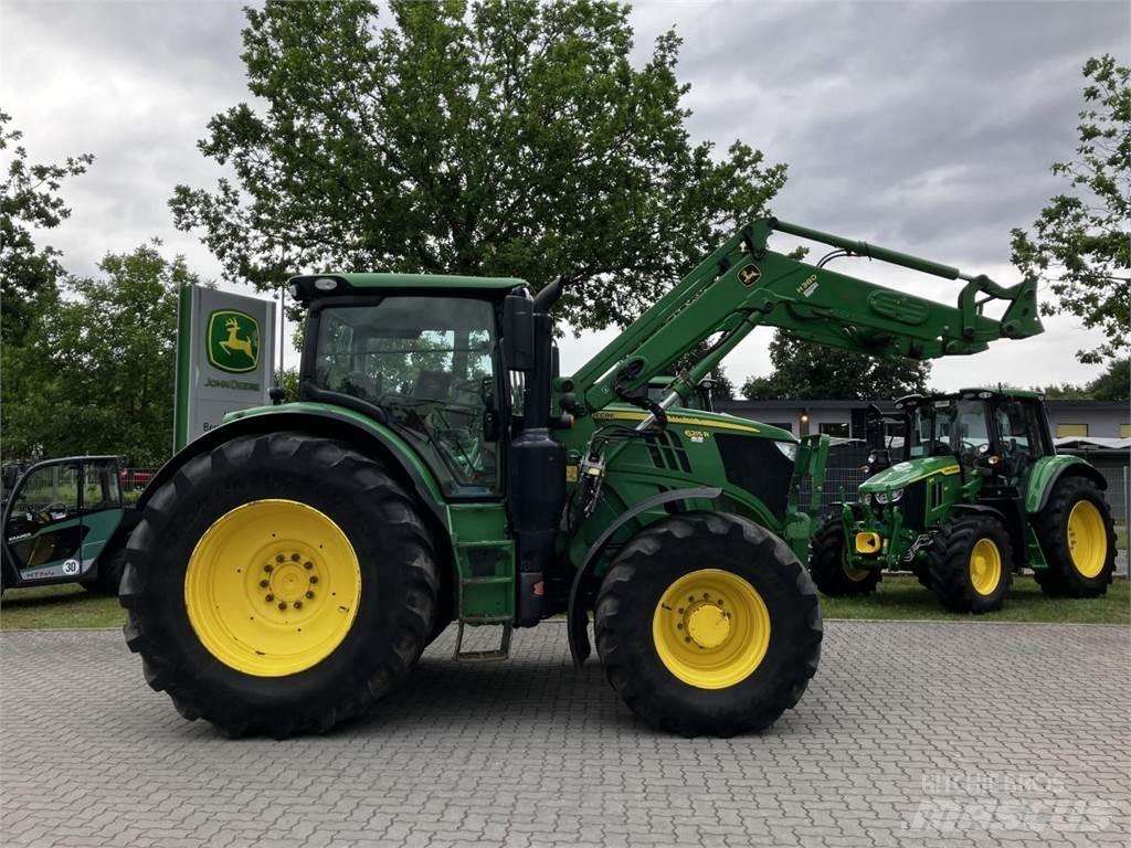 John Deere 6215R Traktorer