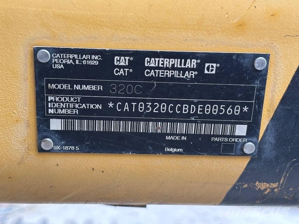 CAT 320 C L Bandgrävare