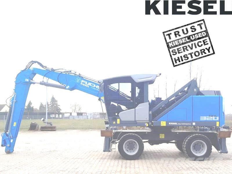 Fuchs MHL 320 F Avfalls / industri hantering