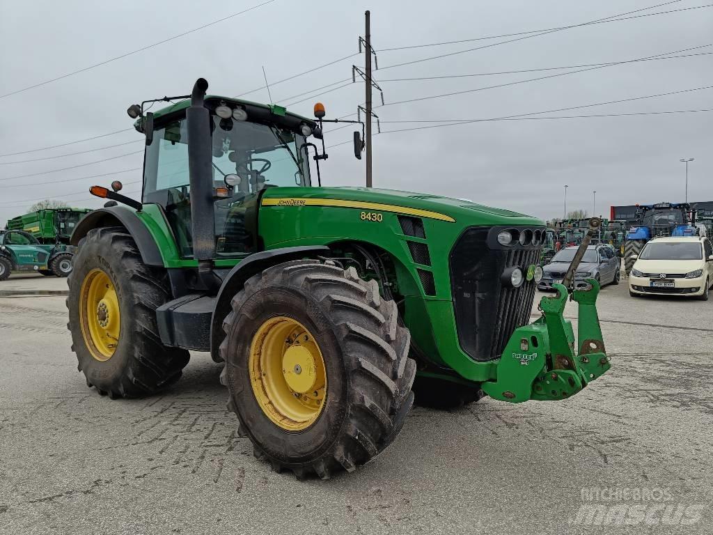 John Deere 8430 PST Traktorer