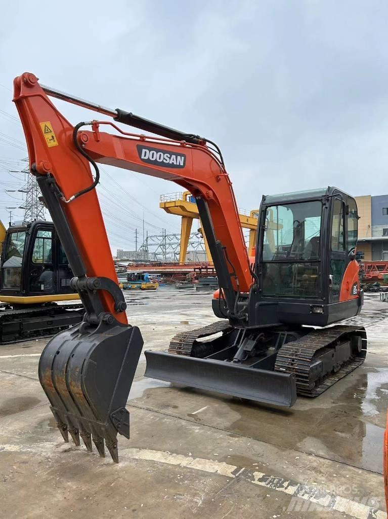 Doosan DX60-9 Minigrävare < 7t
