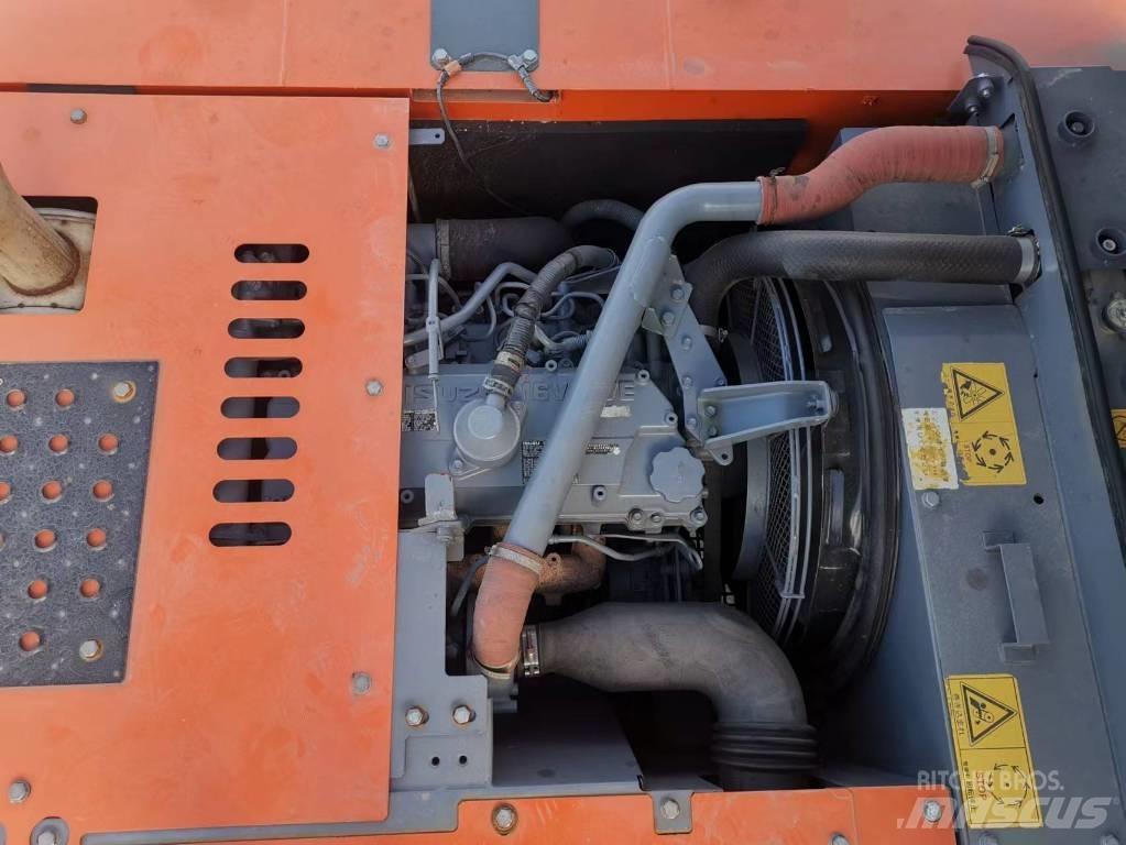 Hitachi ZX 240 Bandgrävare