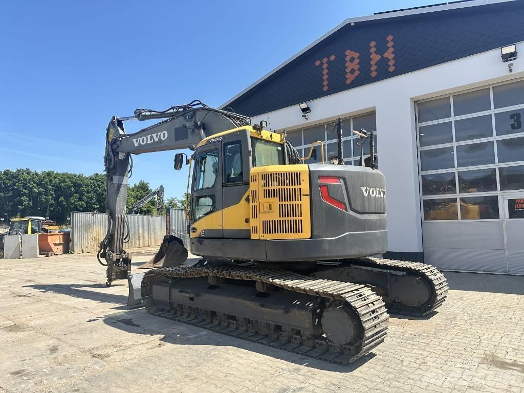 Volvo ECR 235 D Bandgrävare