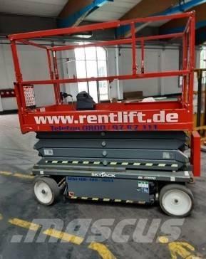 SkyJack SJ III 4726 Saxliftar