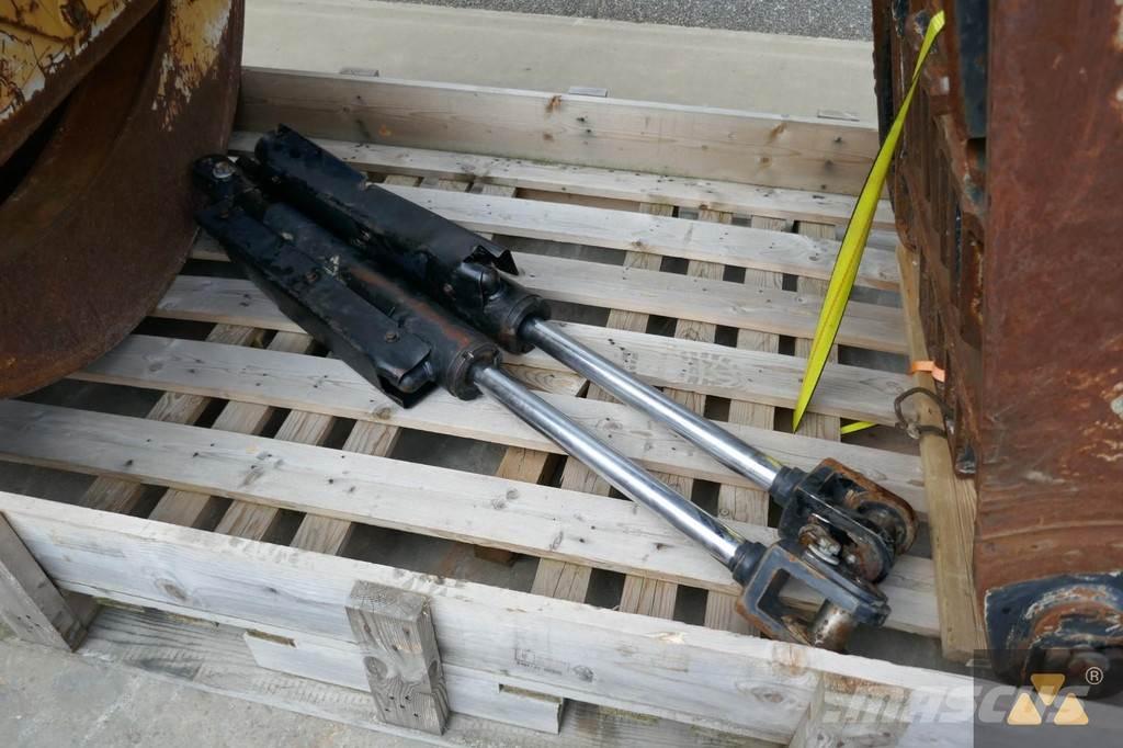 CAT 525D Grapple Transport - Övriga