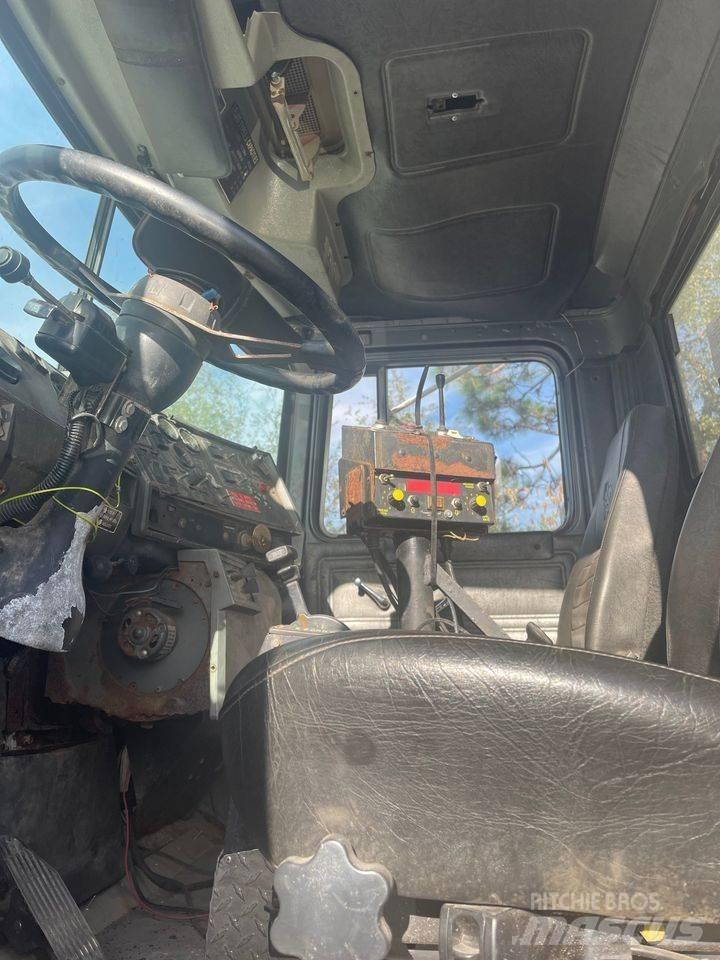 Mack dump Tippbilar