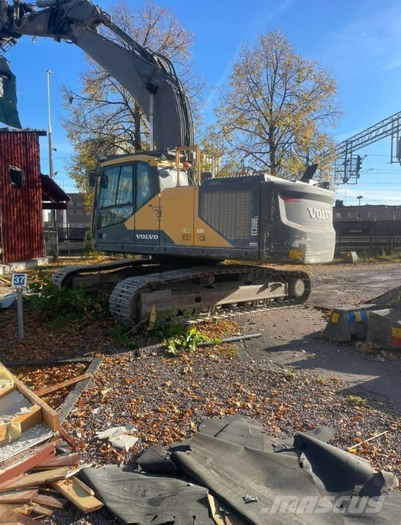 Volvo EC 300 EL Bandgrävare