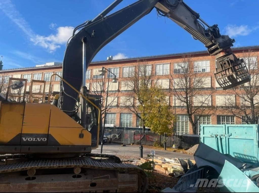 Volvo EC 300 EL Bandgrävare