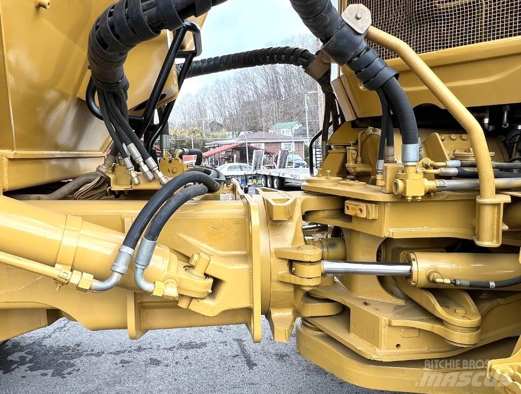 CAT 740 Midjestyrd dumper