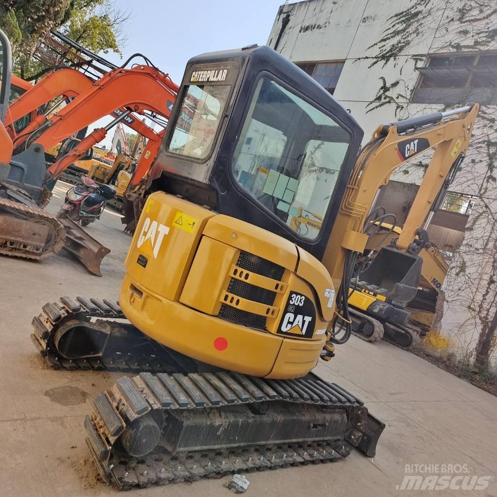 CAT 303 CR Minigrävare < 7t
