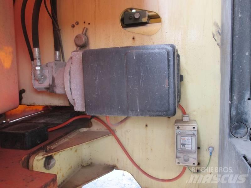 JLG 460 SJ Teleskop bomliftar